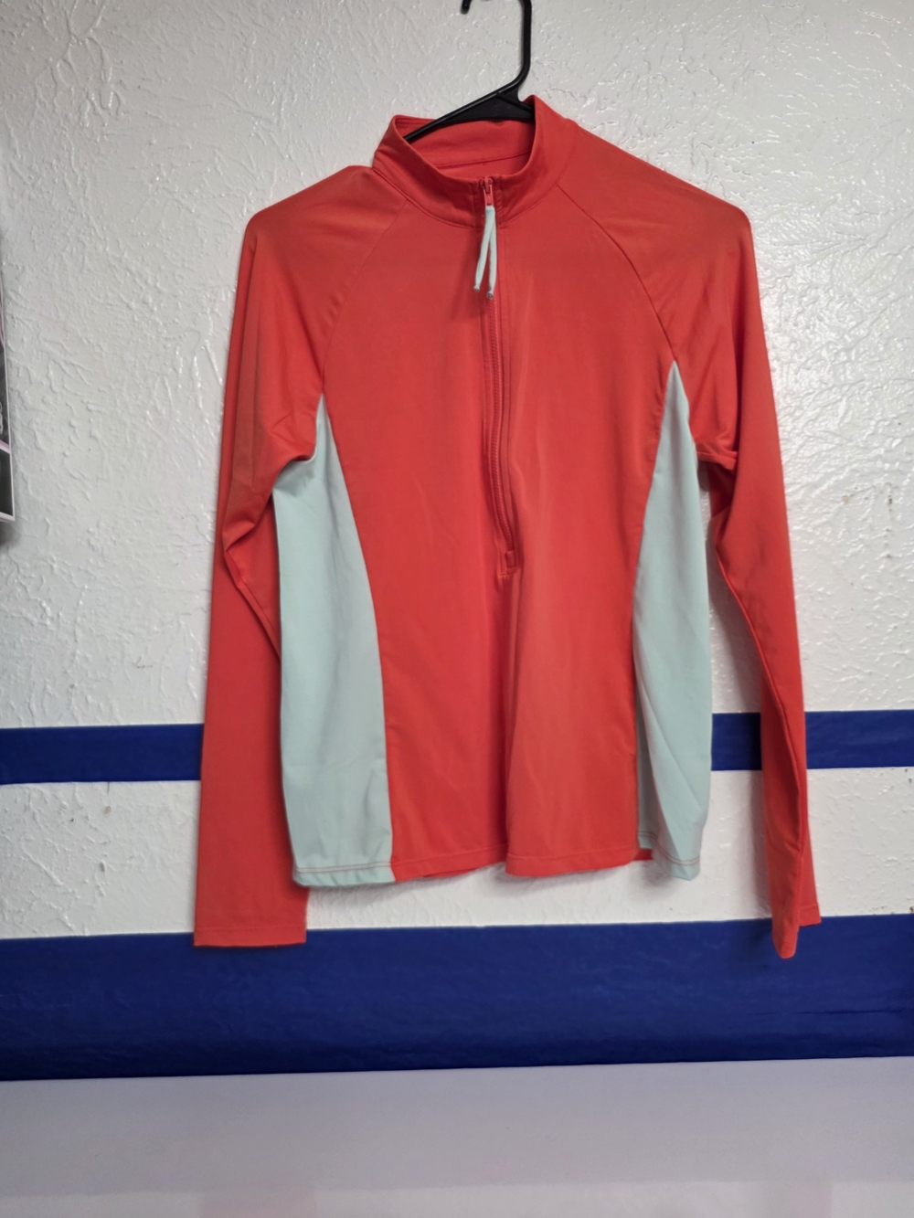 Carve Designs Coral Long-Sleeve Rash Guard with Light Gray Panels